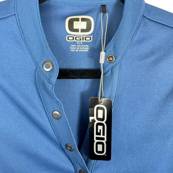 Ogio NWT Blue 3/4 Roll Tab Sleeve 1/2 Snap Lightweight Embroidered Top Size S - Picture 5 of 6
